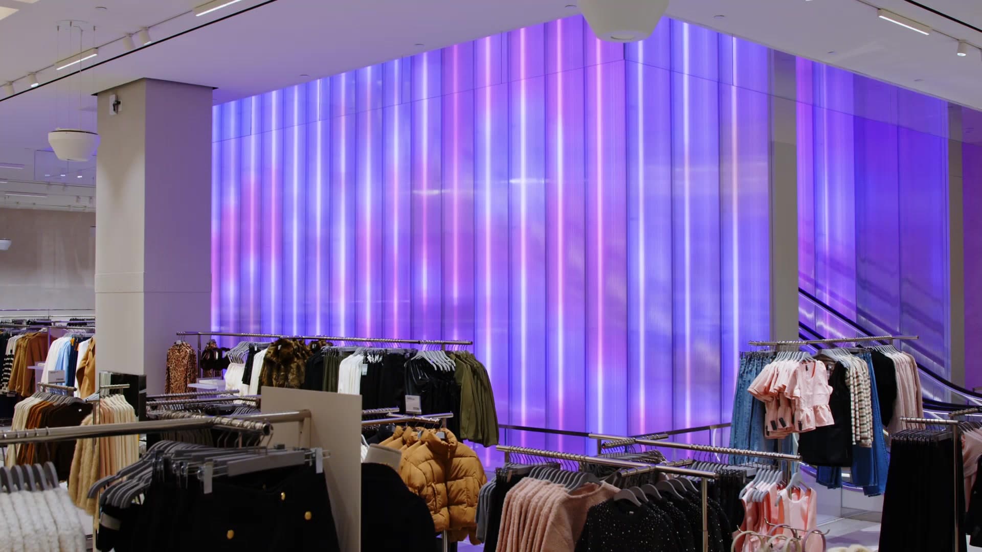 H&M Times Square installation looping clip