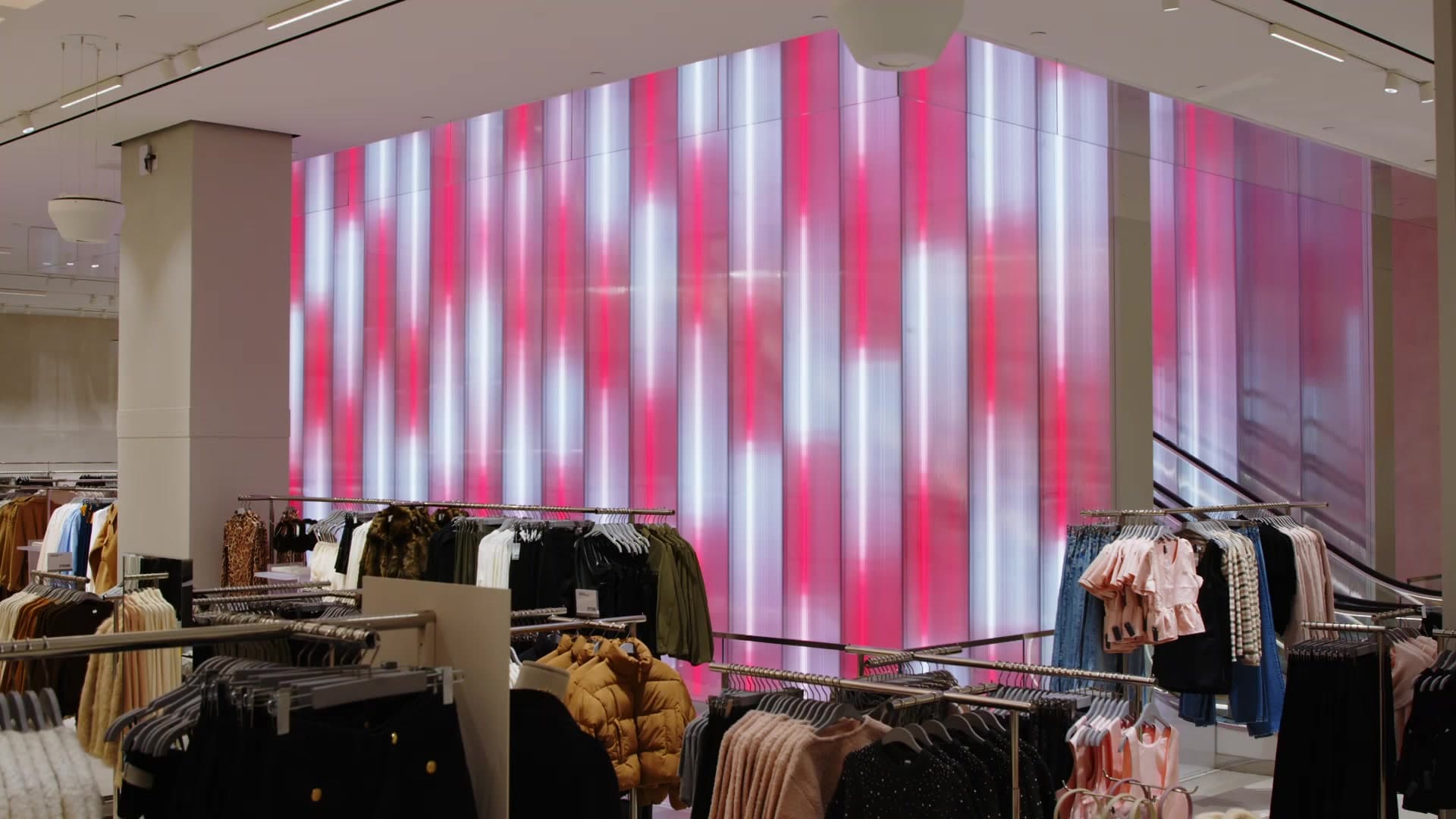 H&M Times Square installation looping clip