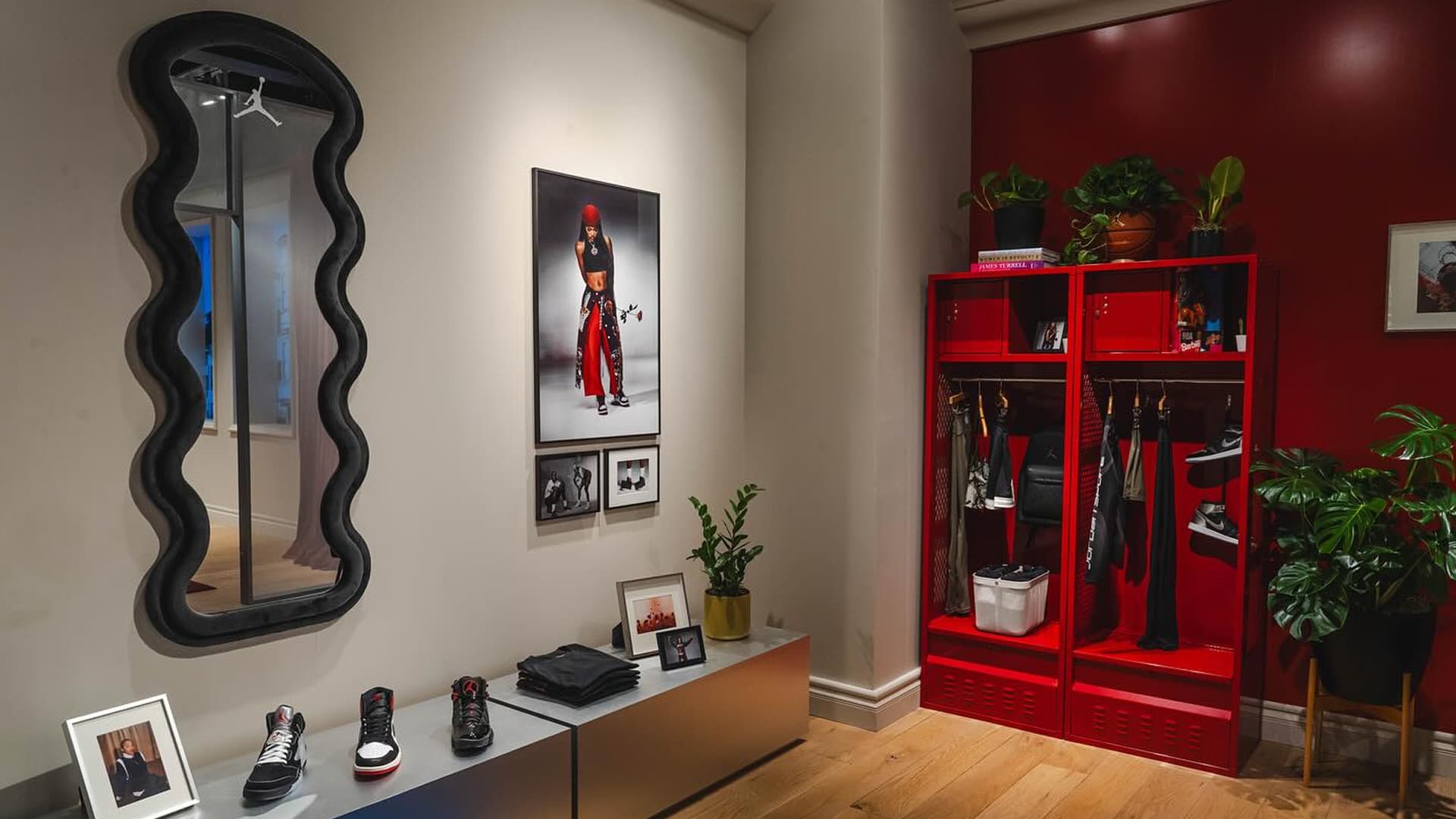 Shoe Palace x Jordan Apartment 23 installation